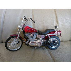 Model motocycle Harley-Davidson Dyna, 1:18