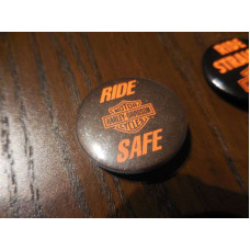 HARLEY DAVIDSON Ride Safe Pin Back Button used